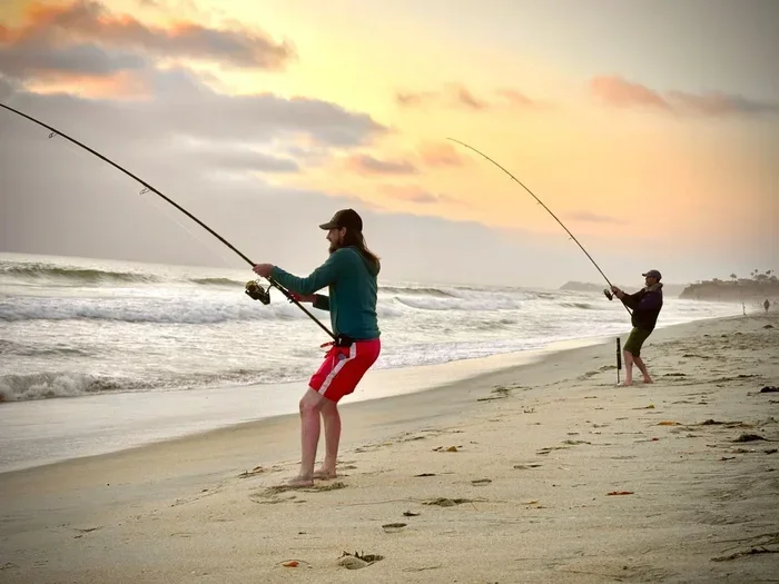 Is High or Low Tide Better for Surf Fishing